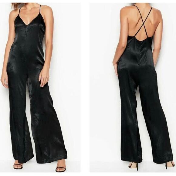 VICTORIA’S SECRET Wide Leg Floral Jacquard Deep V Cross Back Jumpsuit Black Sz S - Picture 1 of 12
